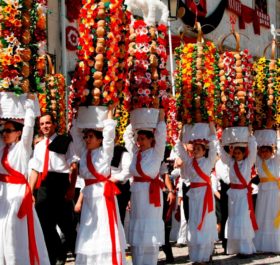 Lễ Hội Festa dos Tabuleiros, Tomar ở Bồ Đào Nha
